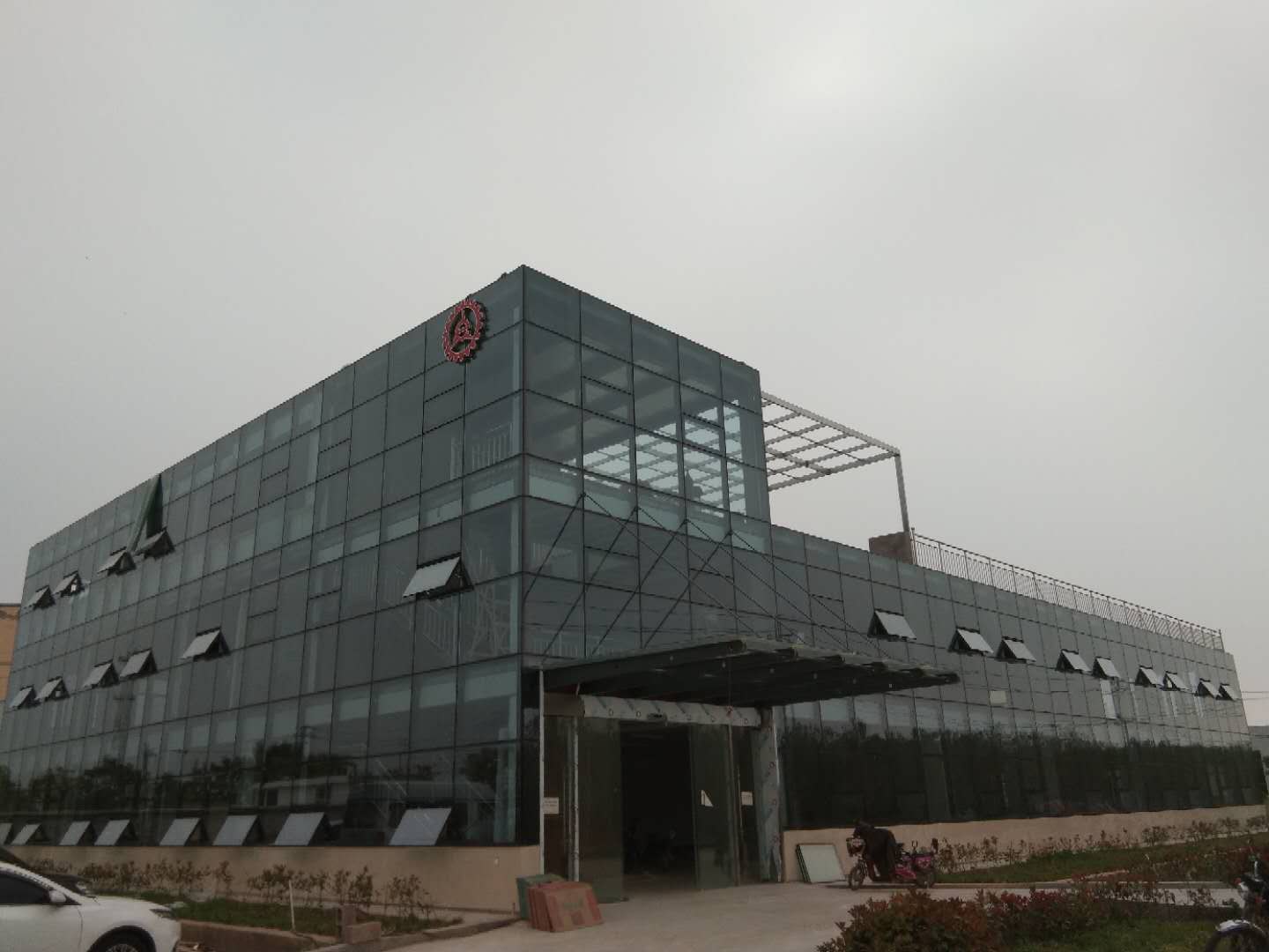 現(xiàn)代化辦公樓